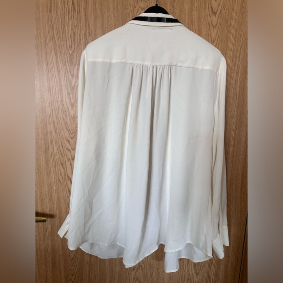 New Chicos Ivory Embellished Trim Dress Blouse Women’s 3 - Picture 5 of 10